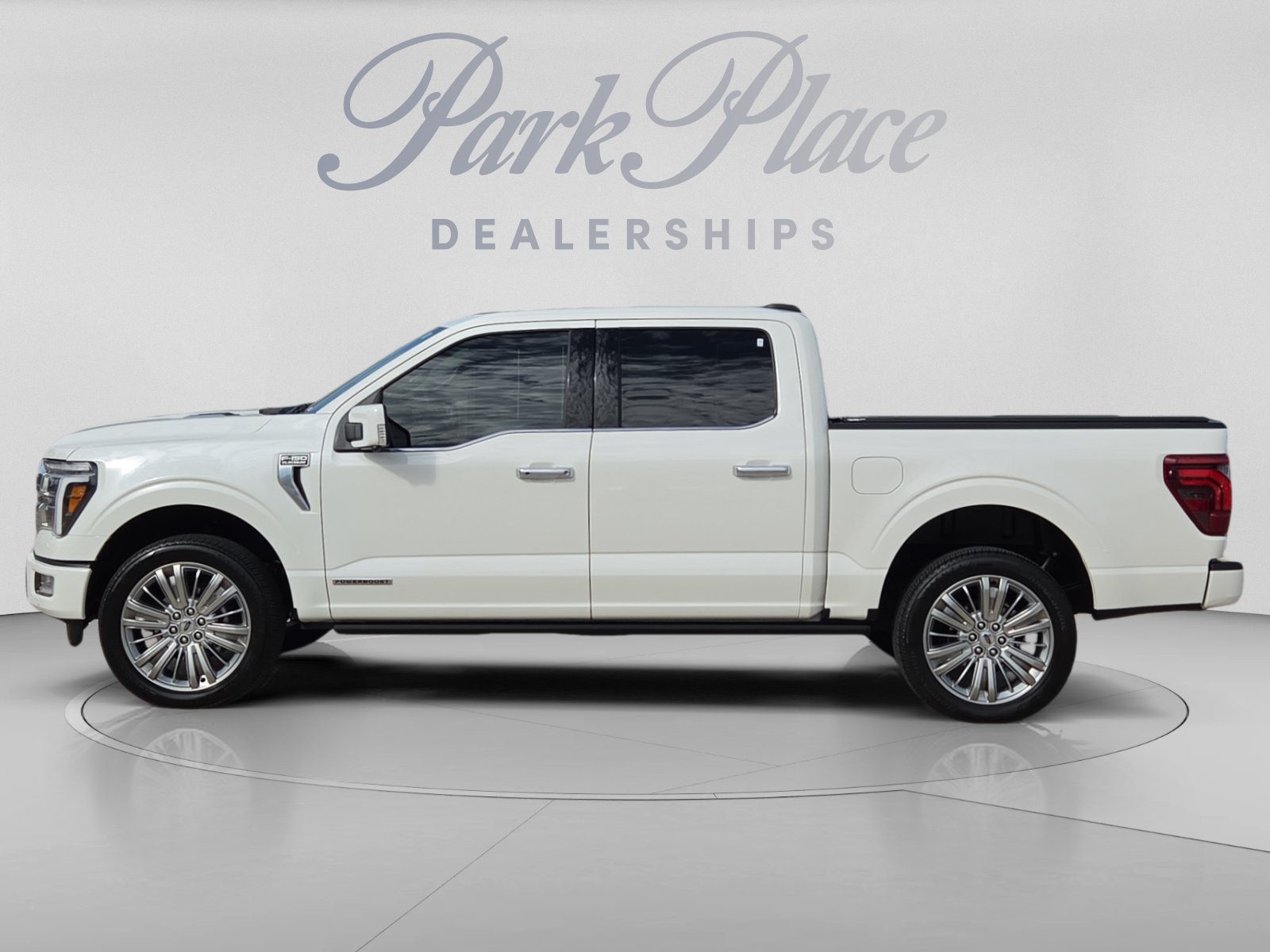 Used 2025 Ford F150 Platinum w/ Equipment Group 703A Plus AWD/4WD image 2