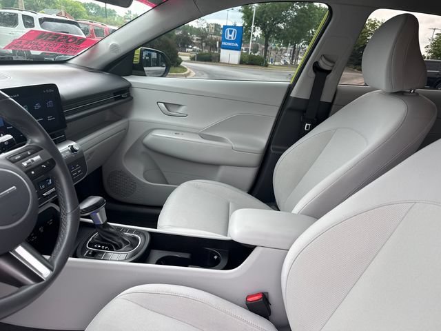 Used 2024 Hyundai Kona SEL AWD/4WD image 13