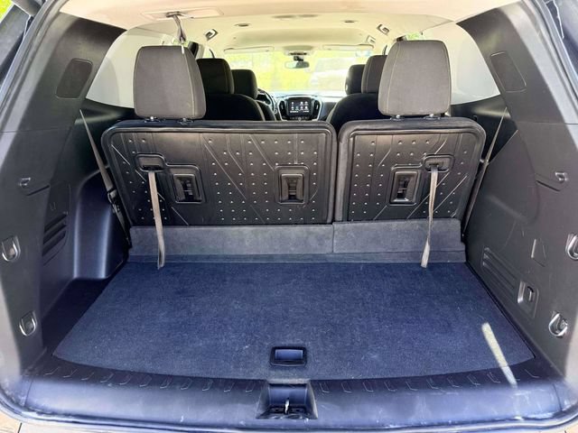 Used 2020 Chevrolet Traverse LT FWD image 11