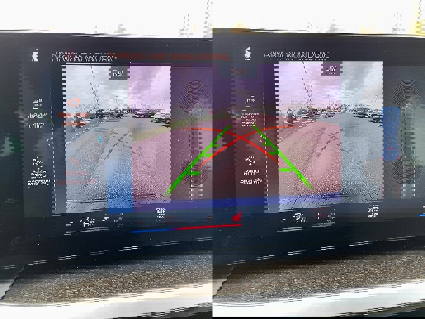 Certified 2023 BMW 330i xDrive Sedan w/ Convenience Package image 12