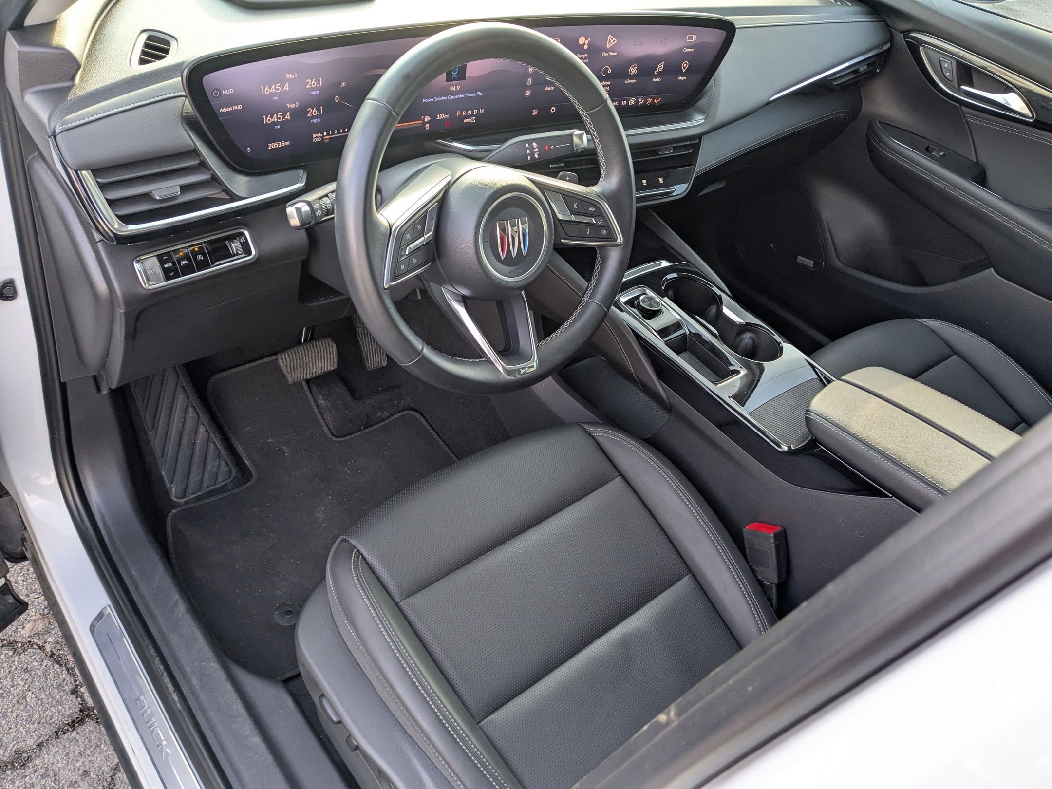 Used 2024 Buick Envision Preferred image 16