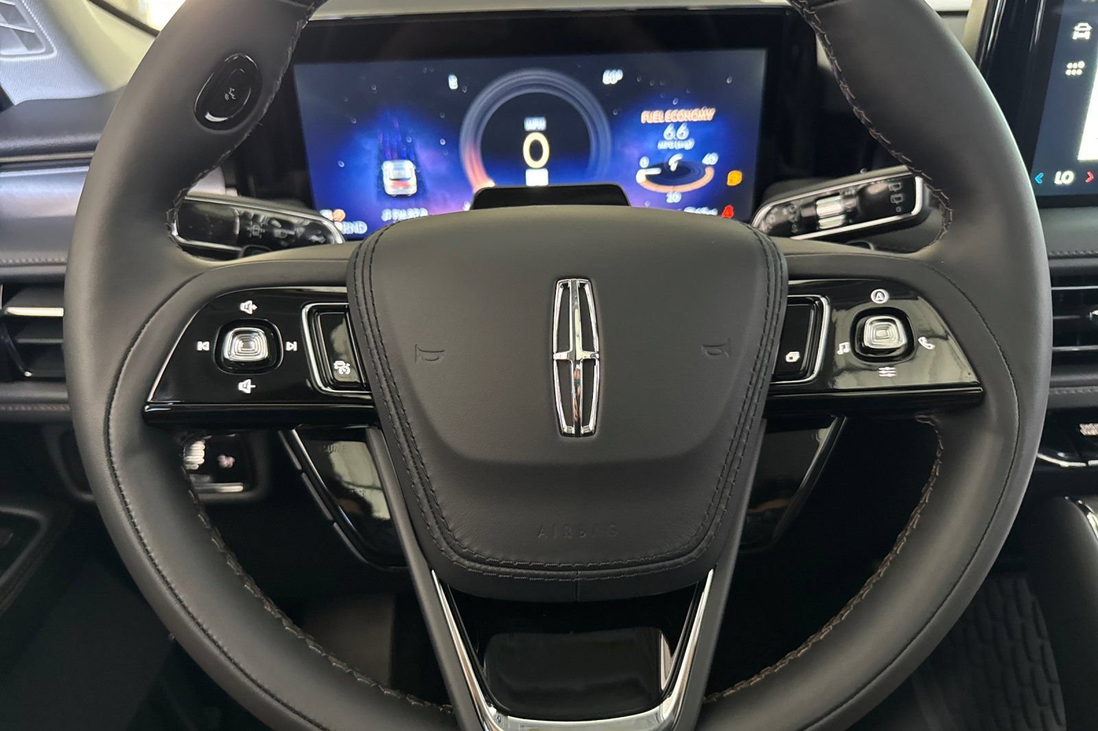 New 2026 Lincoln Aviator 2WD image 20