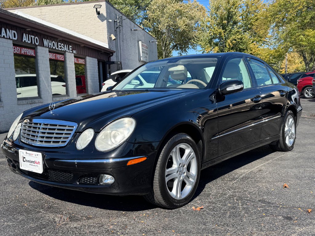 Used 2006 Mercedes-Benz E 350 4MATIC Sedan w/ Sunroof Pkg