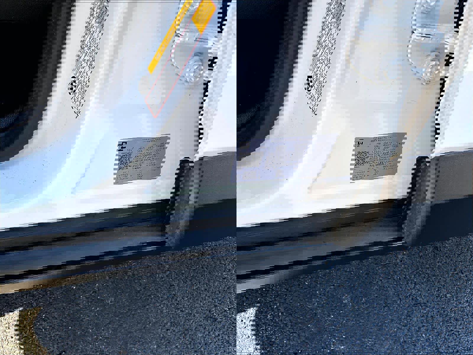 Used 2023 Chevrolet Traverse RS image 37