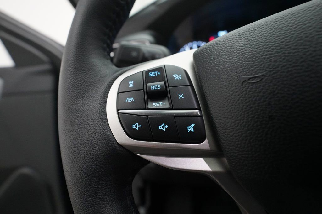 Used 2023 Ford Explorer XLT w/ Equipment Group 202A image 19