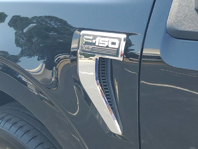Used 2023 Ford F150 XLT w/ Equipment Group 302A High AWD/4WD image 9