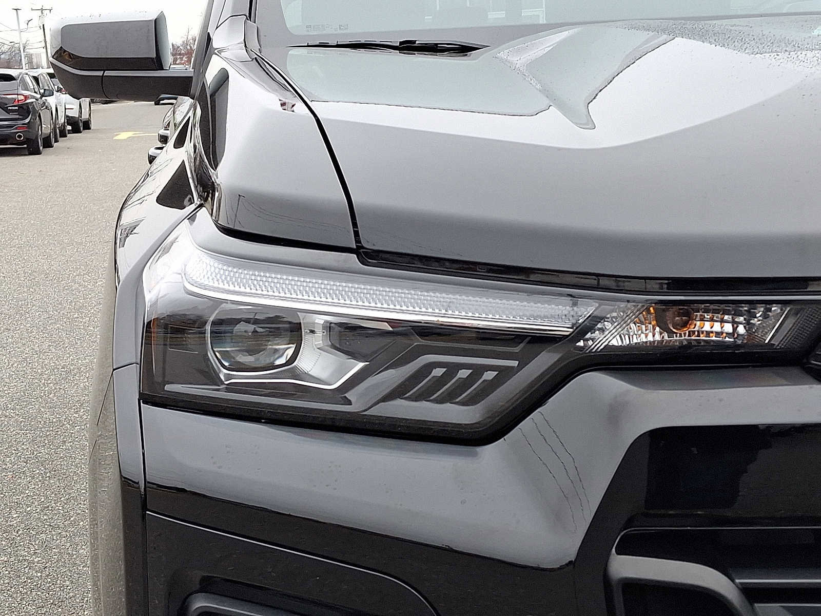 Used 2024 Chevrolet Colorado Z71 w/ Z71 Convenience Package 2 image 9