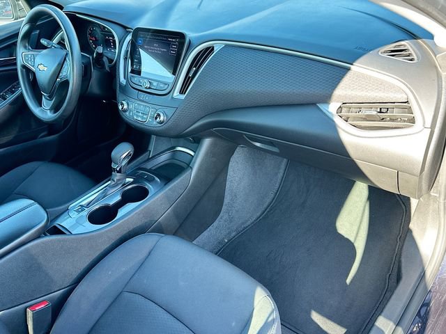 Used 2023 Chevrolet Malibu LT image 29