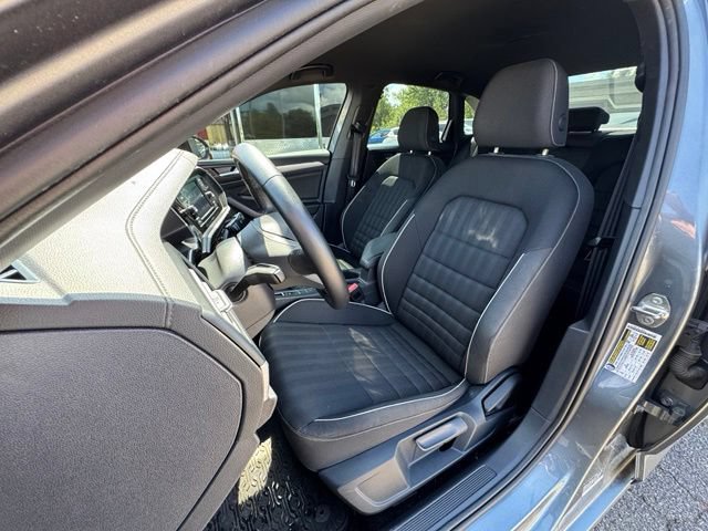 Used 2024 Volkswagen Jetta Sport FWD image 9