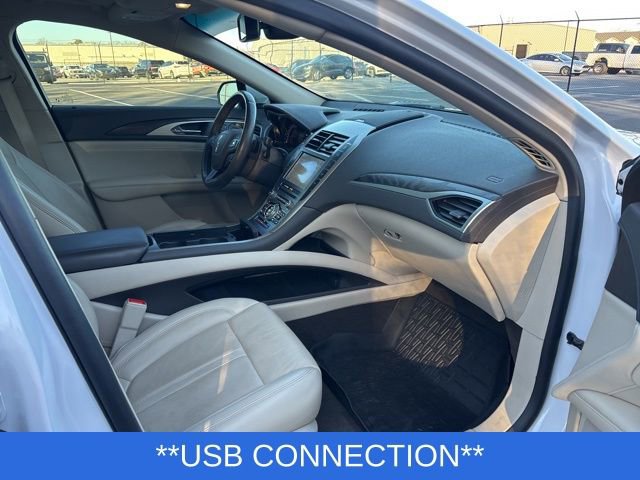 Used 2020 Lincoln MKZ Reserve w/ Monochromatic Package image 9