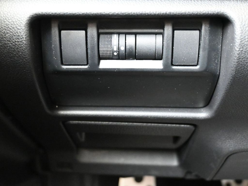 Certified 2025 Subaru Crosstrek 2.5i Sport image 25