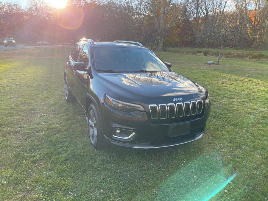 Used 2019 Jeep Cherokee Limited w/ Luxury Group image 4