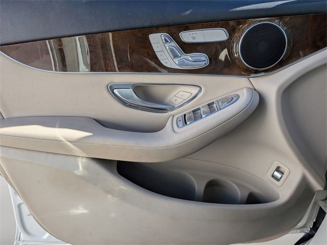 Used 2016 Mercedes-Benz GLC 300 image 25