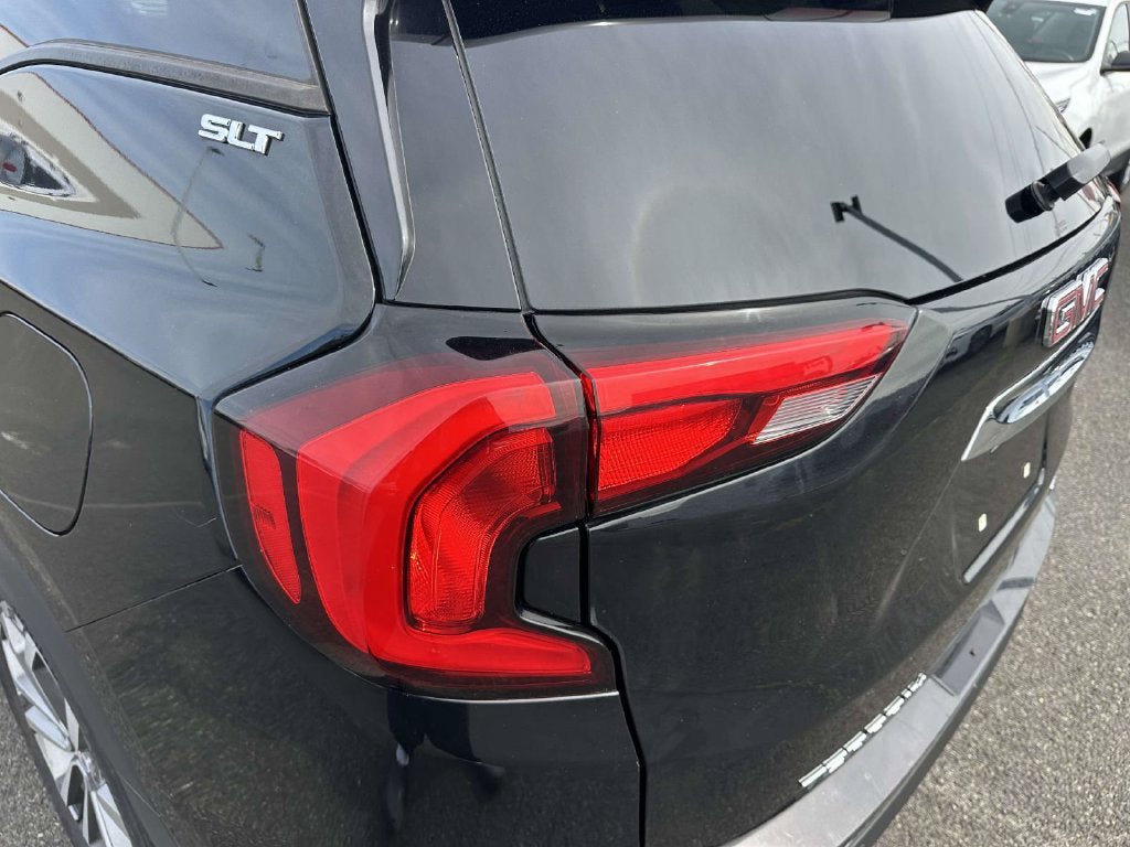 Used 2019 GMC Terrain SLT w/ Preferred Package AWD/4WD image 9