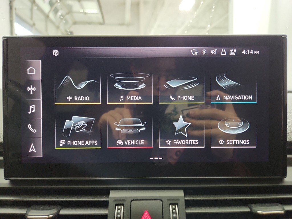 Used 2023 Audi Q5 2.0T Premium w/ Convenience Package image 19