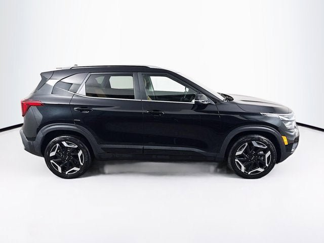 Certified 2024 Kia Seltos SX w/ SX Sunroof Package AWD/4WD image 4