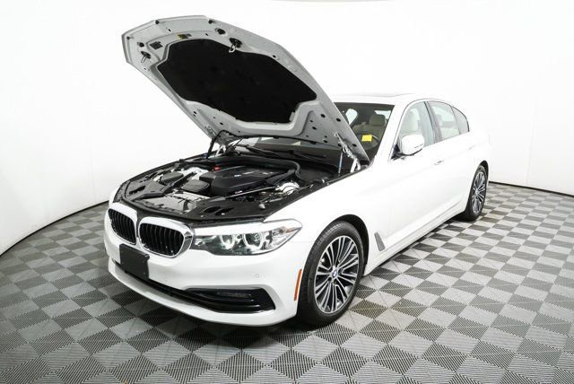 Used 2017 BMW 530i xDrive AWD/4WD image 32