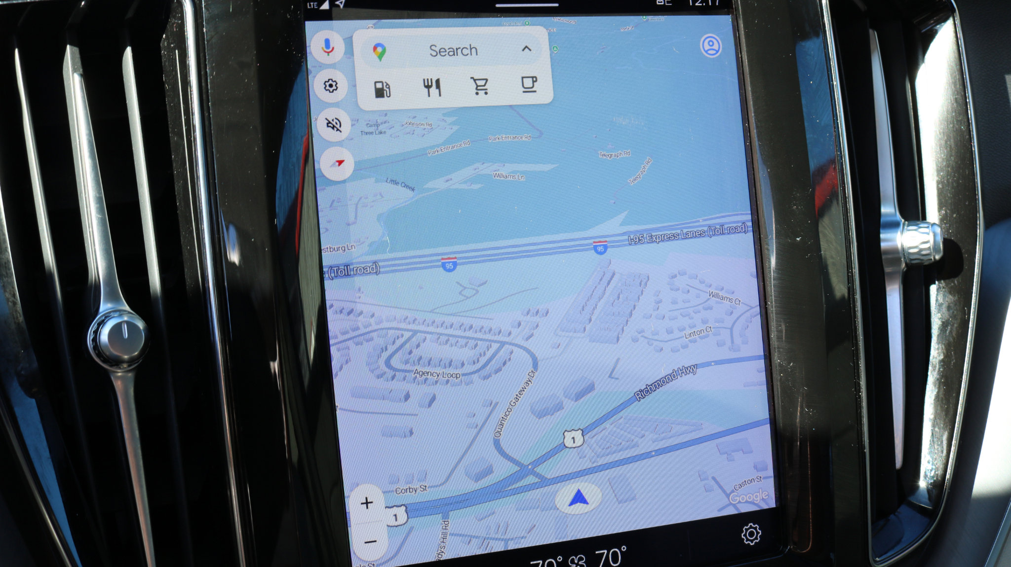 Used 2023 Volvo XC60 B5 Core w/ Protection Package Premier image 14