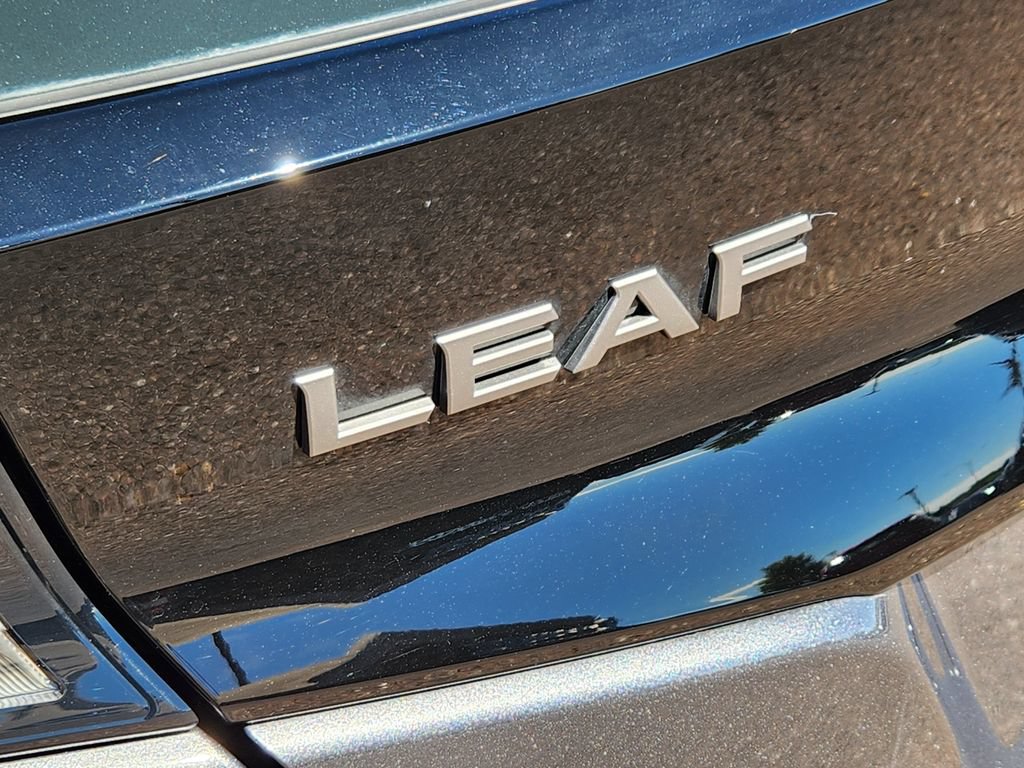 Used 2025 Nissan Leaf S FWD image 31