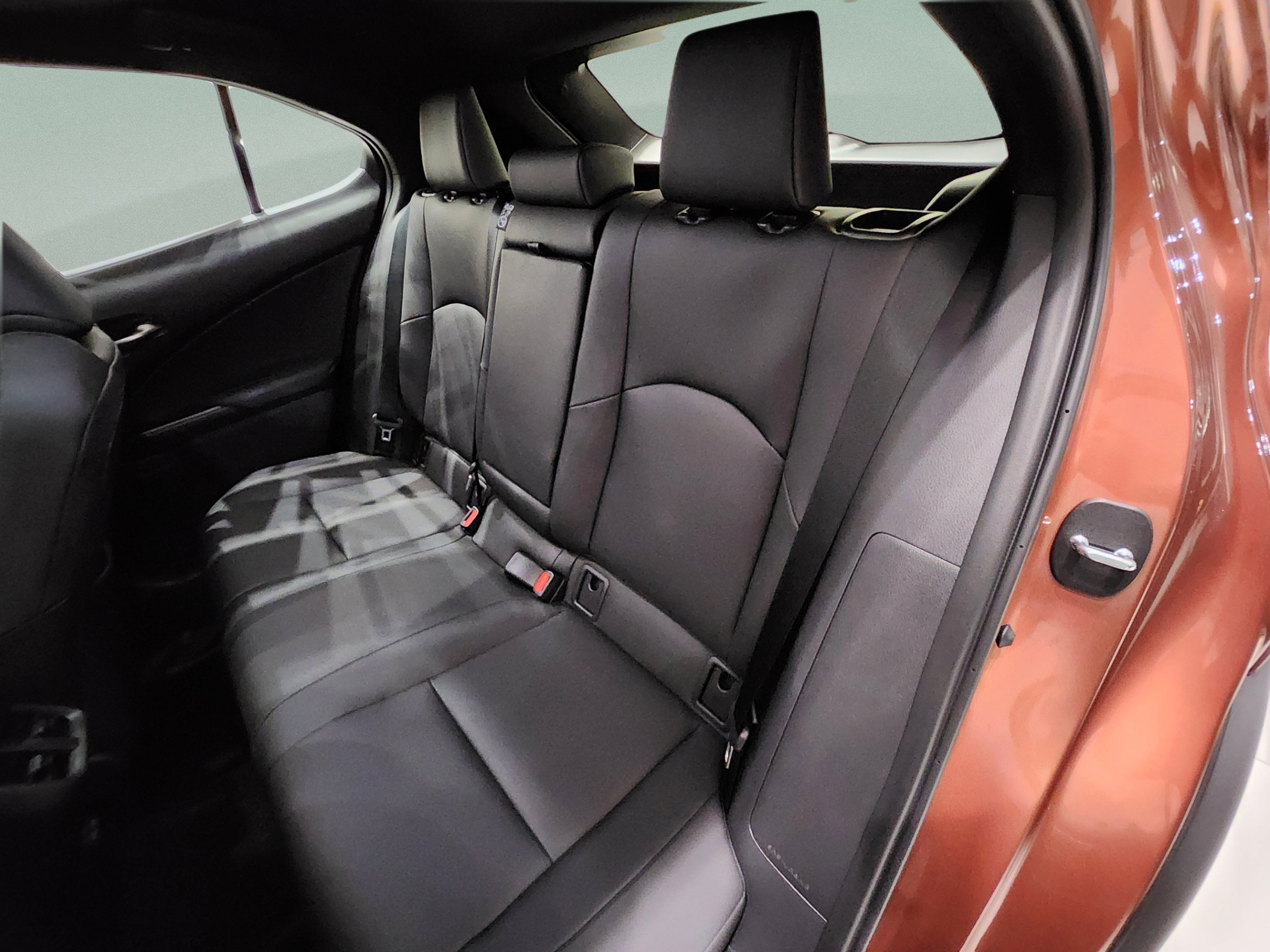 New 2026 Lexus UX 300h FWD w/ Accessory Package (Z1) image 21