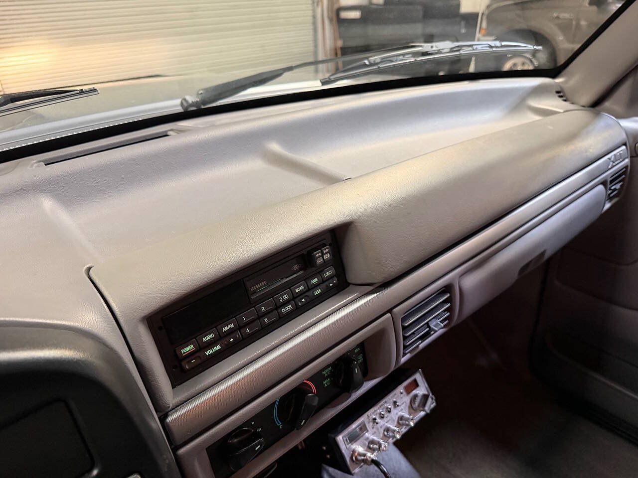 Used 1995 Ford F250 4x4 SuperCab image 41