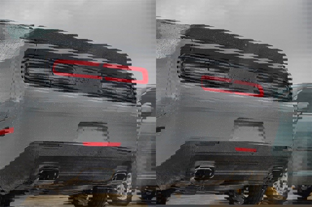 Used 2021 Dodge Challenger SXT w/ Blacktop Package image 7