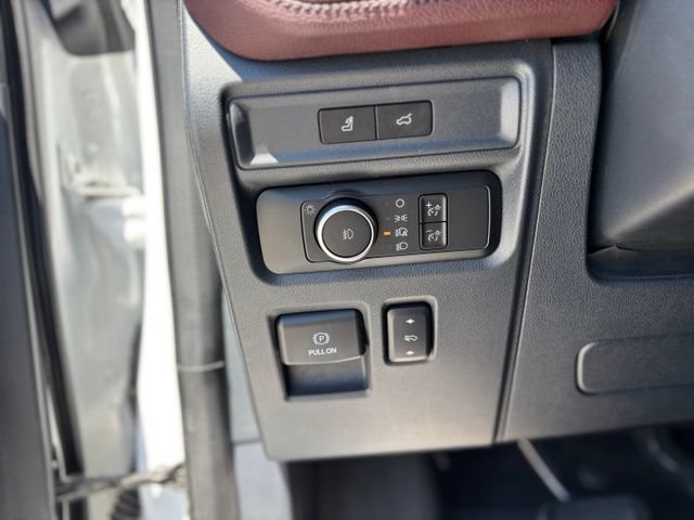 Used 2022 Ford Expedition Max Limited AWD/4WD image 14