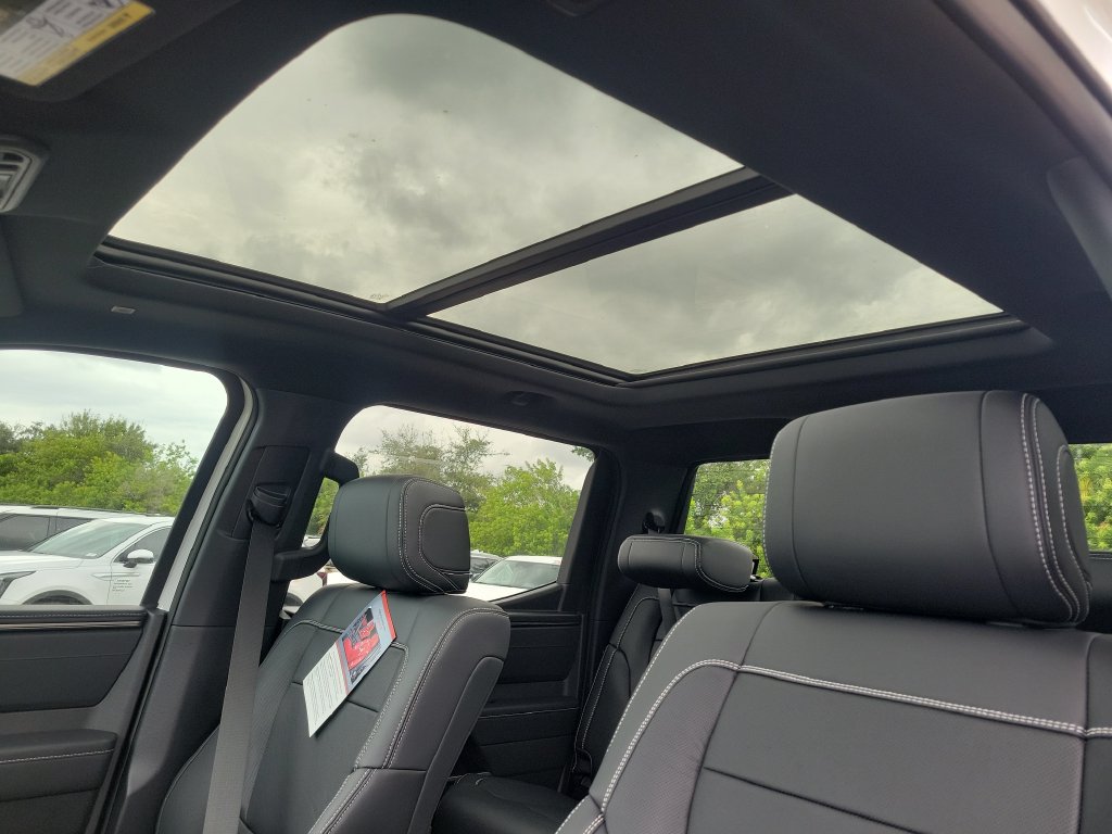 New 2026 Toyota Tundra Limited AWD/4WD image 21