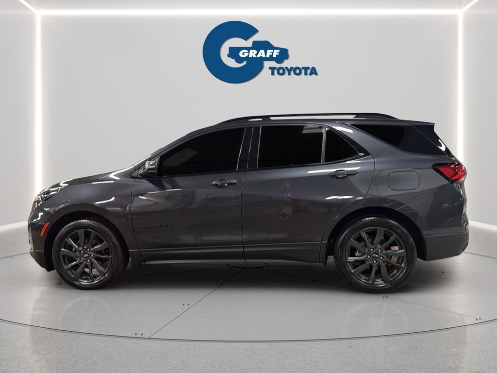 Used 2023 Chevrolet Equinox RS w/ RS Leather Package image 12