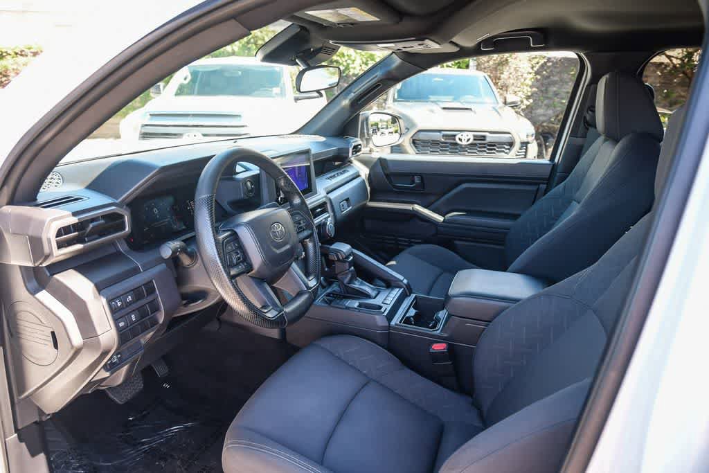 Used 2024 Toyota Tacoma SR RWD image 17