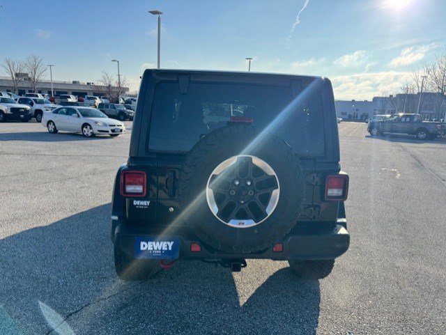 Used 2018 Jeep Wrangler Unlimited Rubicon w/ Dual Top Group AWD/4WD image 8