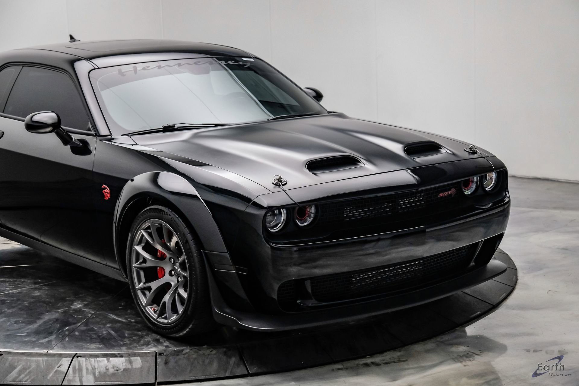 Used 2022 Dodge Challenger SRT Hellcat RWD image 33