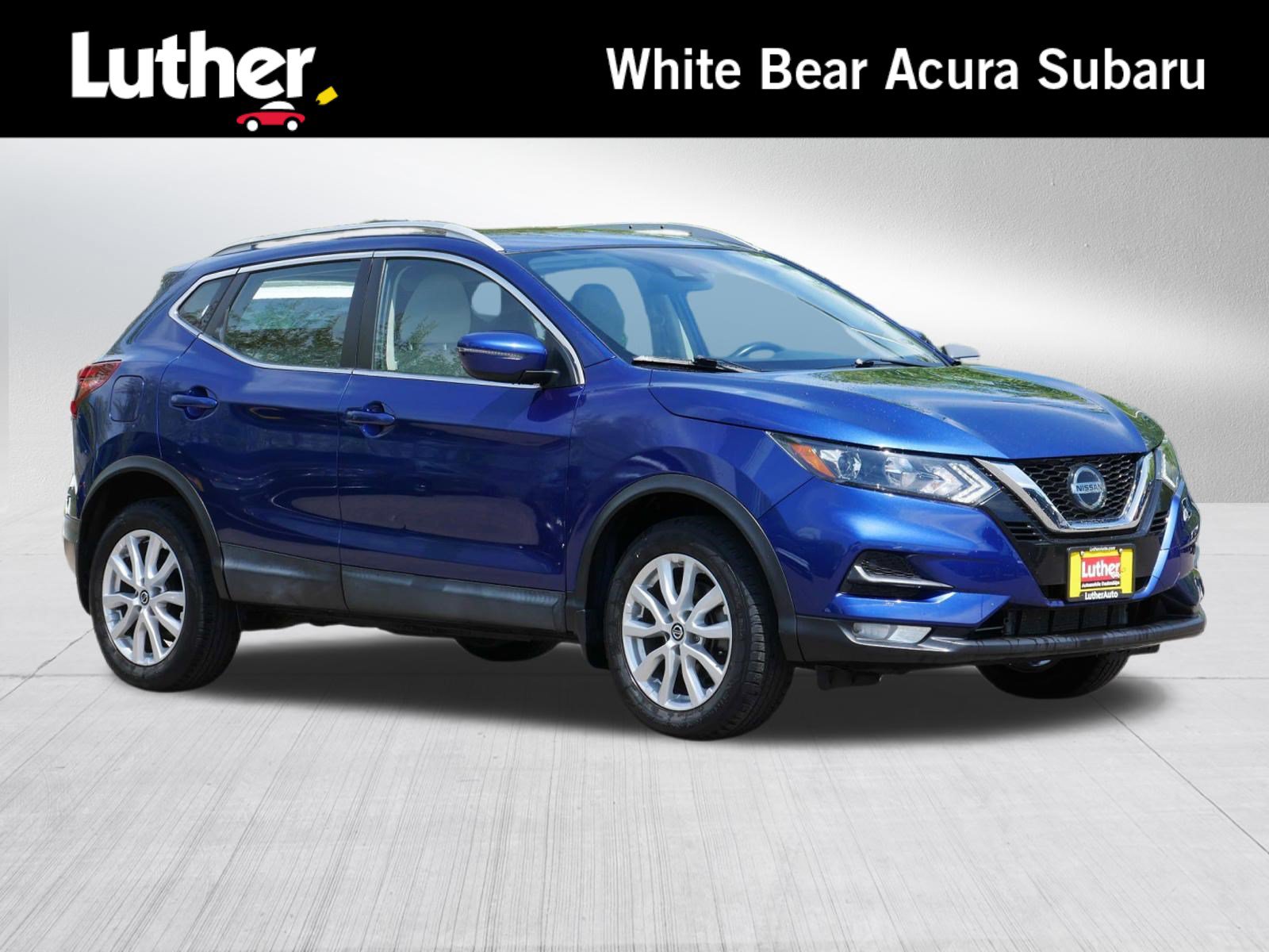 Used 2020 Nissan Rogue Sport SV w/ All-Weather Package AWD/4WD image 1