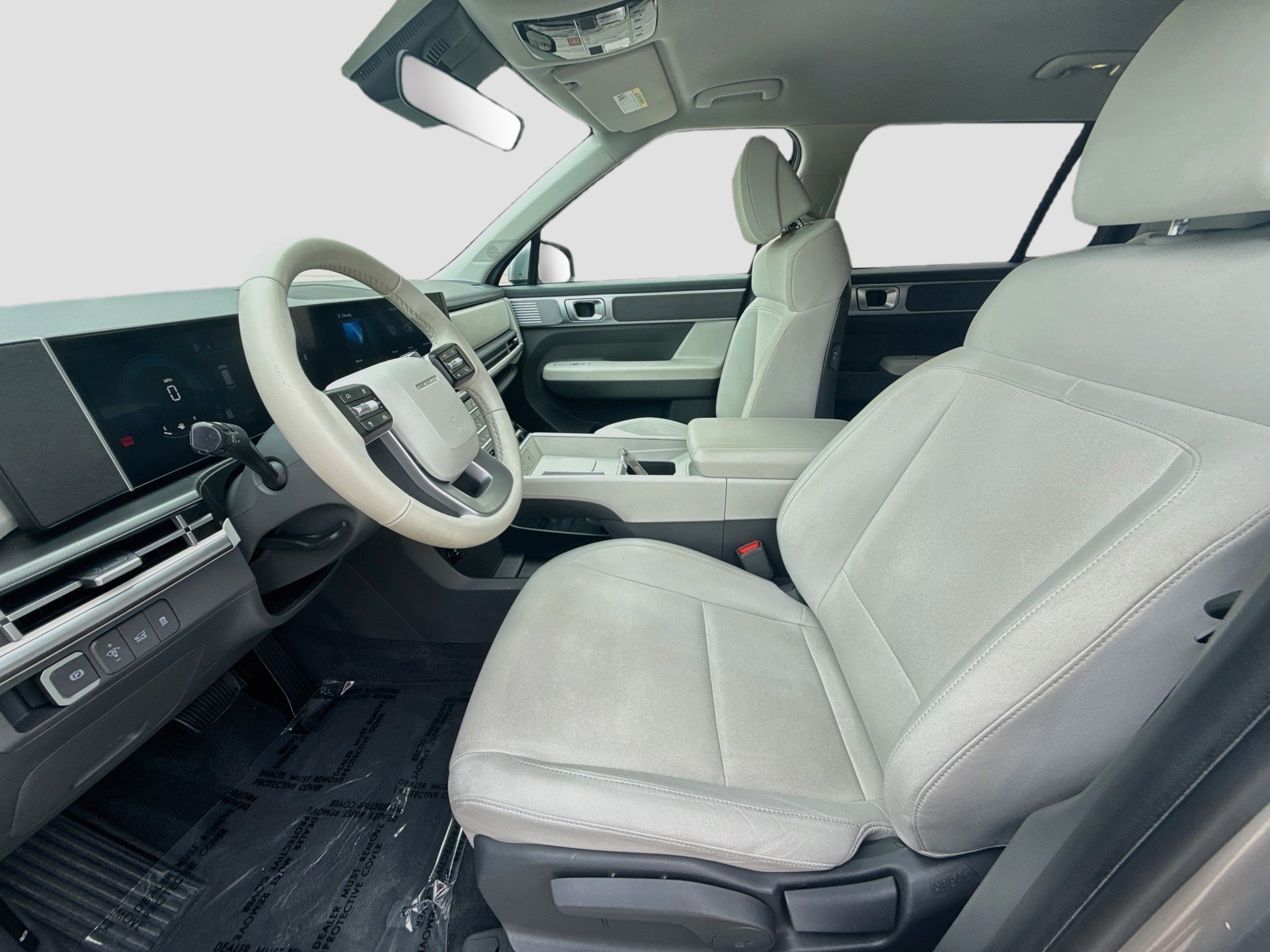 Used 2024 Hyundai Santa Fe SE FWD image 16