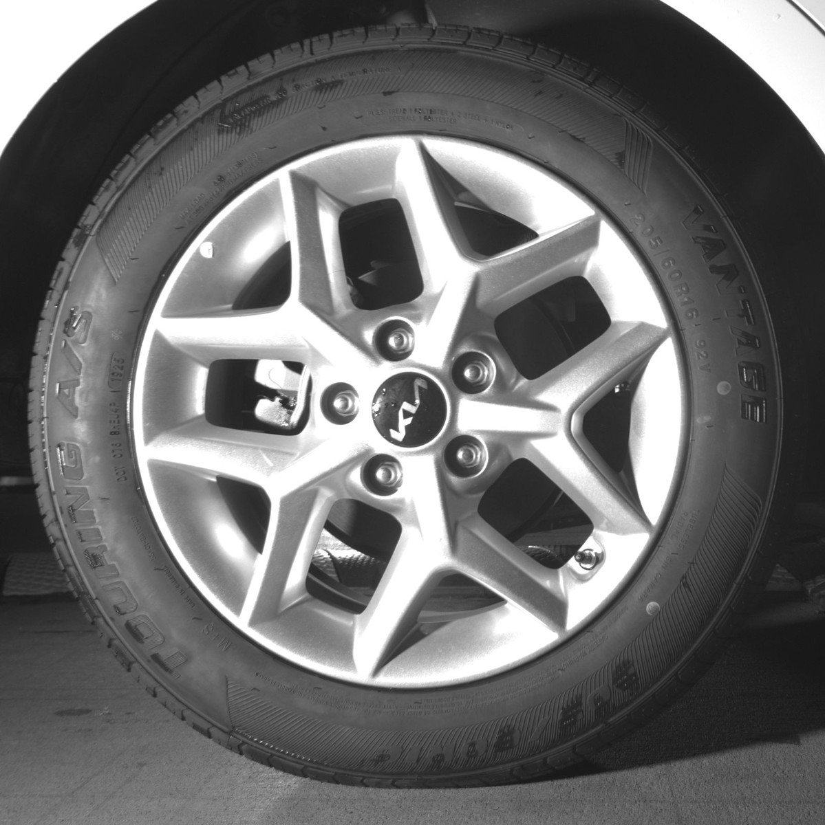 Used 2025 Kia Soul LX w/ LX Technology Package FWD image 15