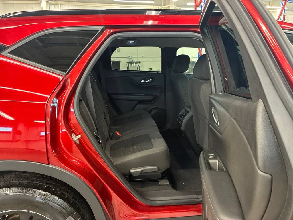 Used 2021 Chevrolet Blazer LT AWD/4WD image 17