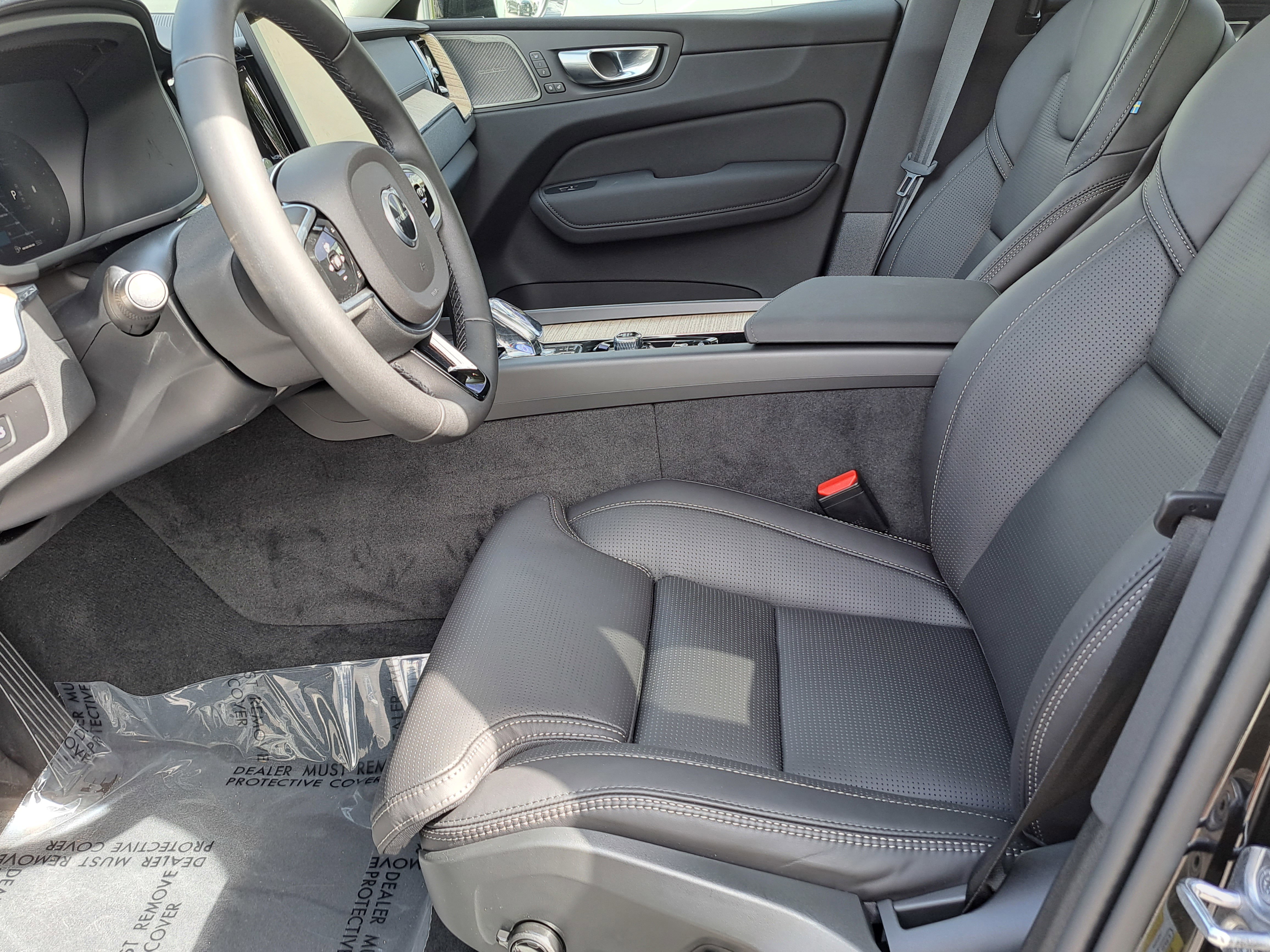 New 2026 Volvo XC60 B5 Ultra w/ Protection Package Premier image 6