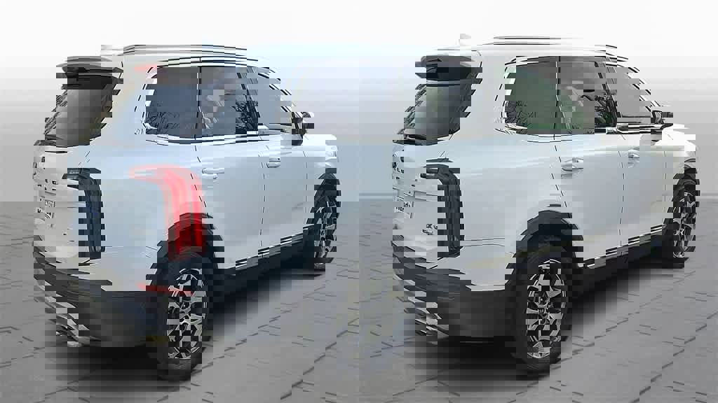 Used 2020 Kia Telluride EX image 8