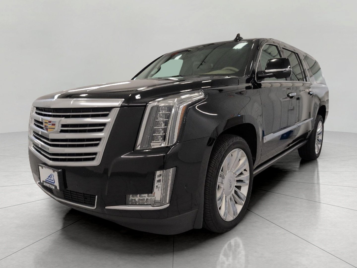 Used 2019 Cadillac Escalade ESV Platinum AWD/4WD image 13