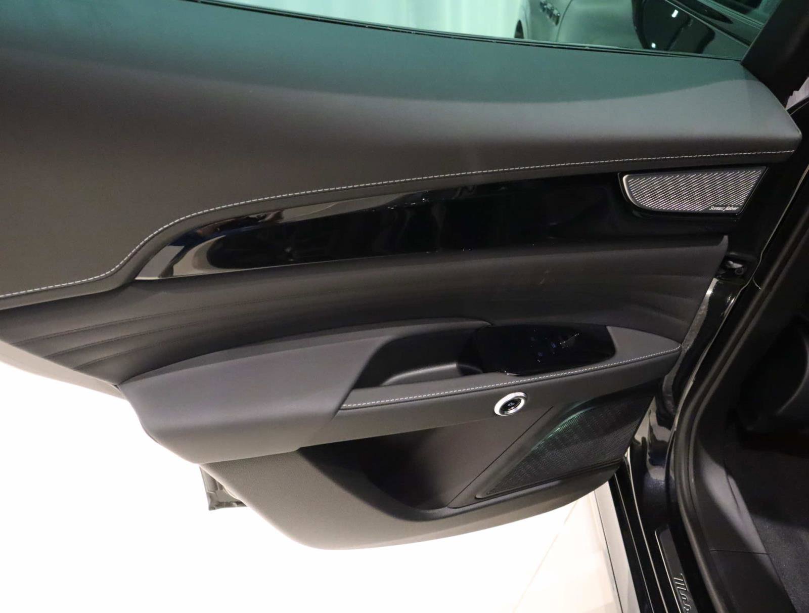 New 2025 Maserati Grecale Modena image 21