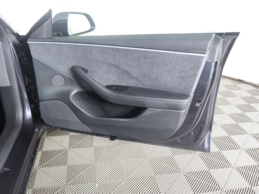 Used 2026 Tesla Model 3 AWD/4WD image 27