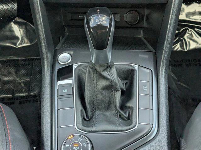 Used 2024 Volkswagen Tiguan Wolfsburg Edition image 12