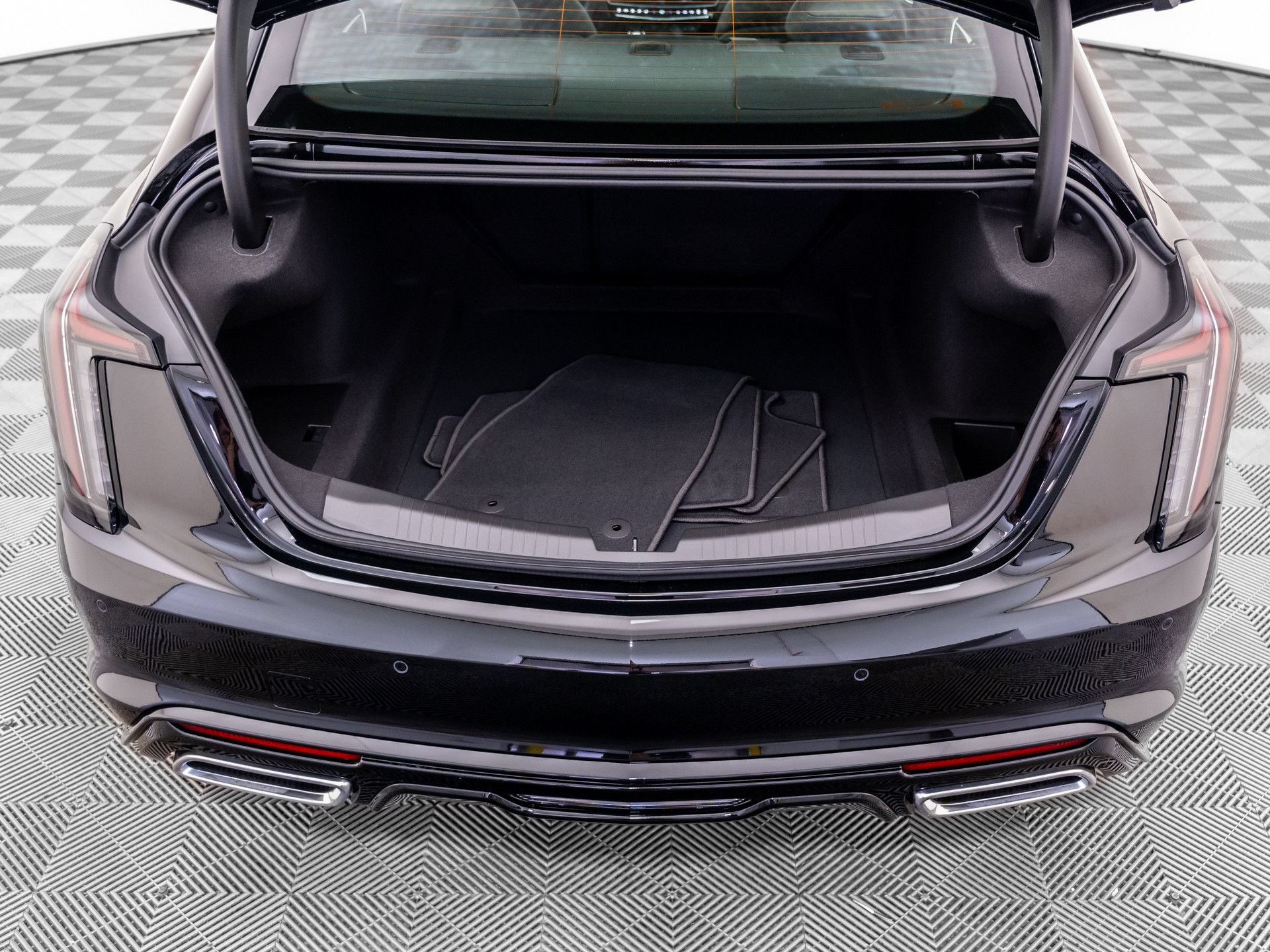 New 2026 Cadillac CT5 Sport w/ Technology Package AWD/4WD image 31