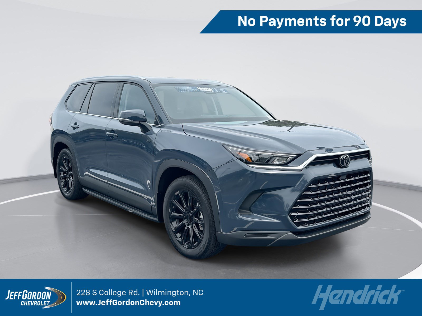 Used 2025 Toyota Grand Highlander FWD image 1