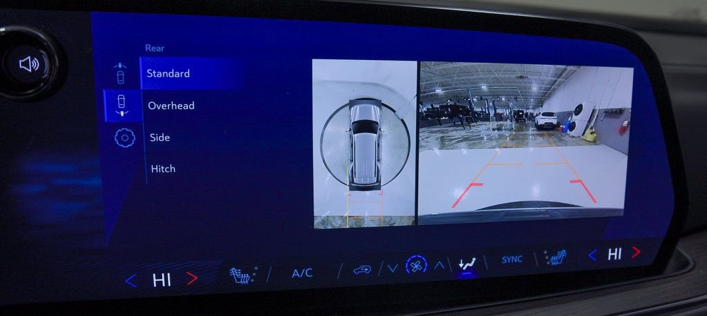 Used 2025 Chevrolet Tahoe LT image 22