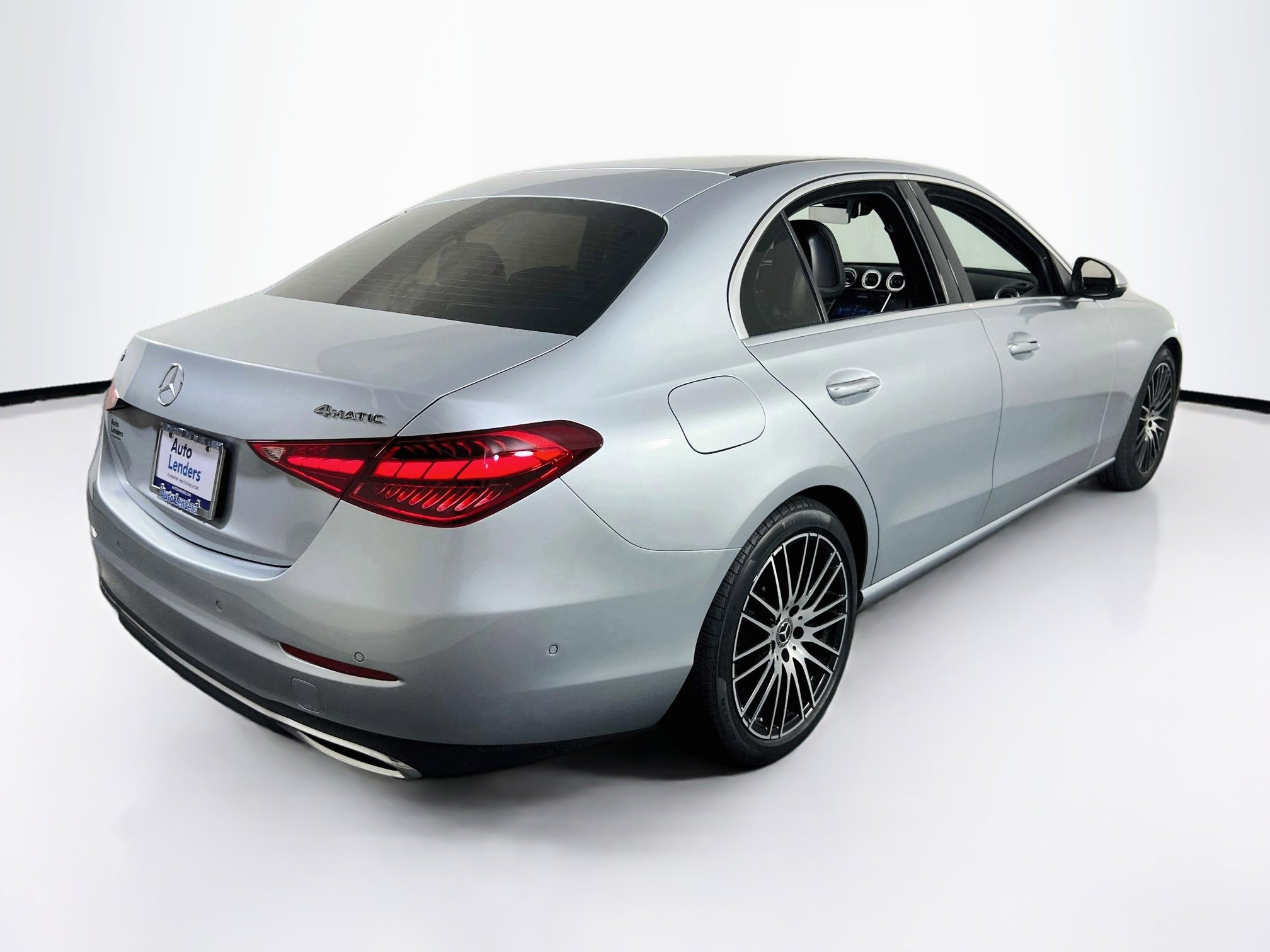 Used 2022 Mercedes-Benz C 300 4MATIC Sedan image 5