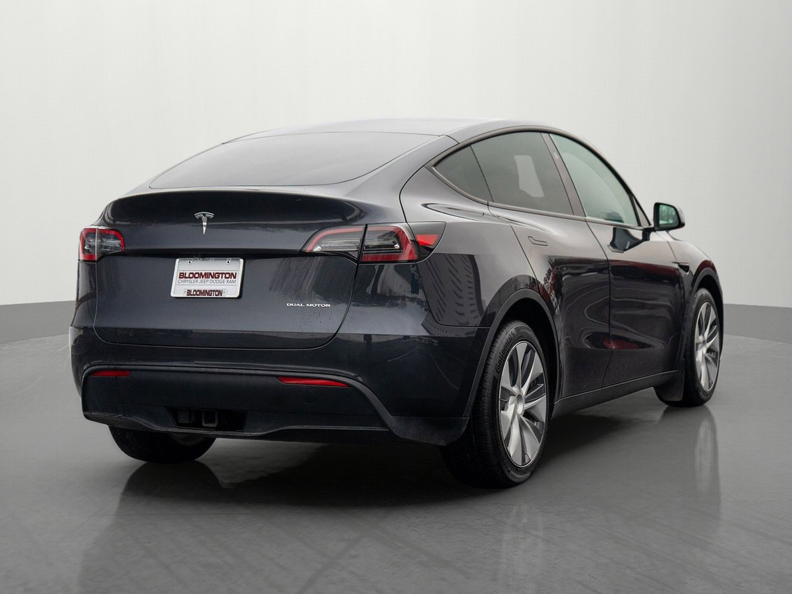 Used 2024 Tesla Model Y Long Range image 7