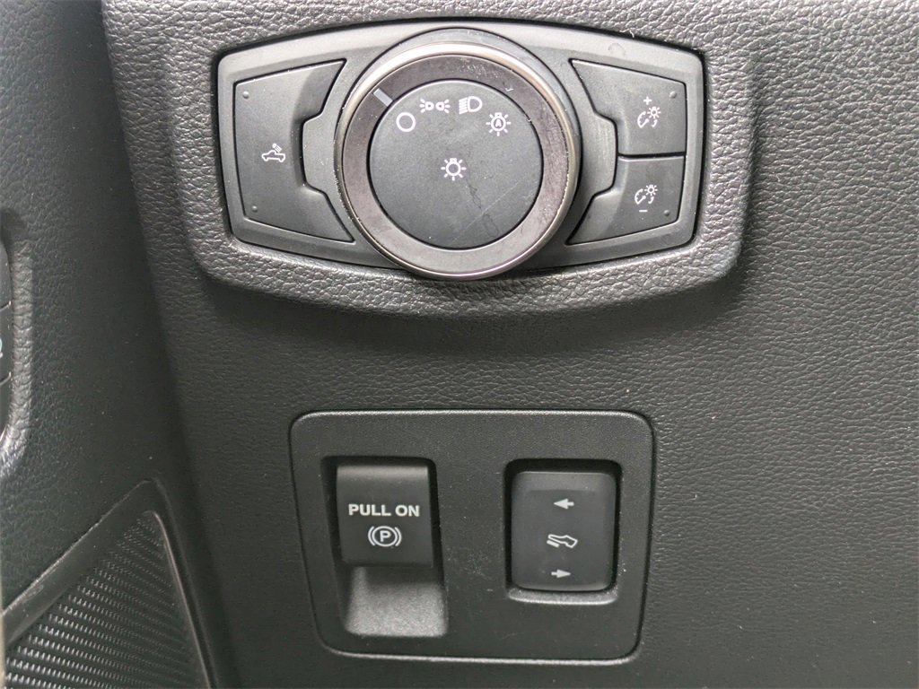 Used 2019 Ford F150 Raptor w/ Equipment Group 802A Luxury image 33