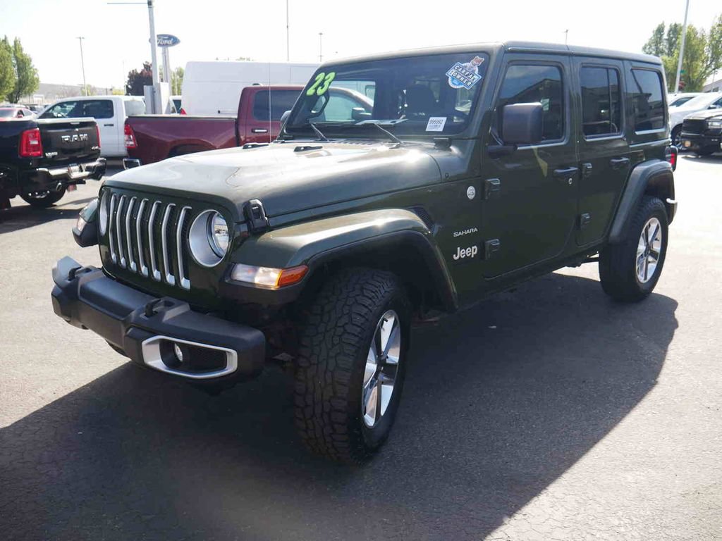 Used 2023 Jeep Wrangler Unlimited Sahara AWD/4WD image 4