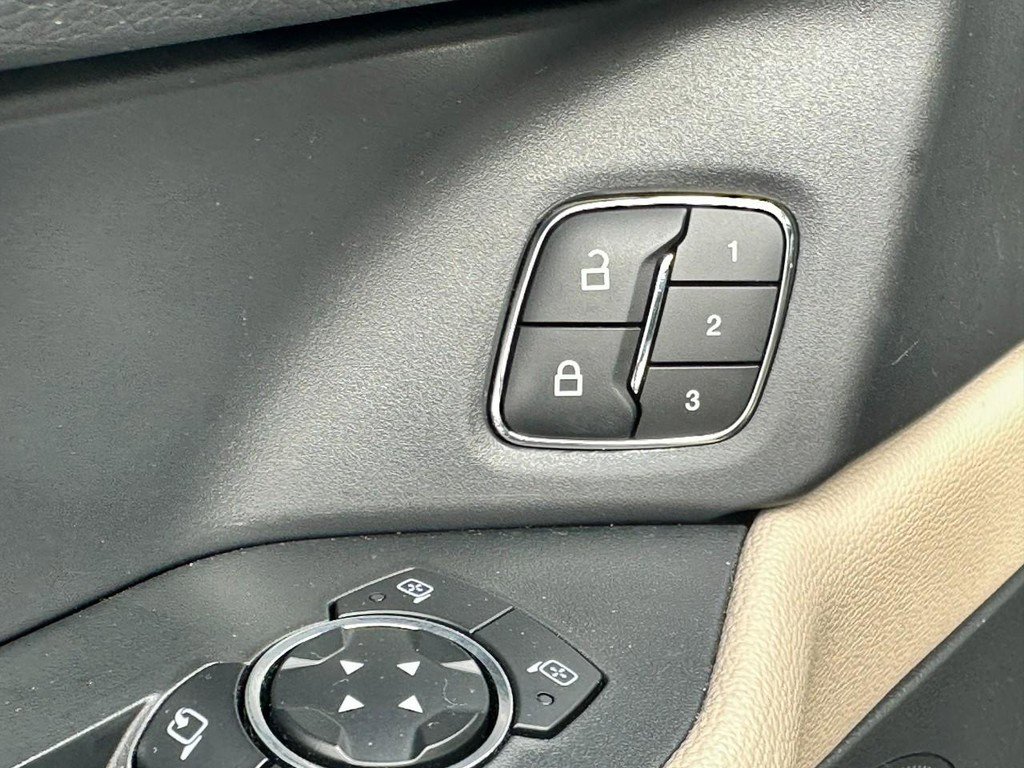 Used 2024 Ford Expedition Max Limited image 20